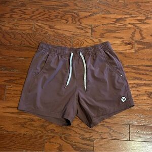 Vuori running shorts M